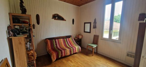 Maison à vendre 6 pièces de 135m² + studio 65m²(32)