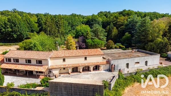 Maison à vendre 12 pièces 480 m² Saint-Aubin-le-Cloud