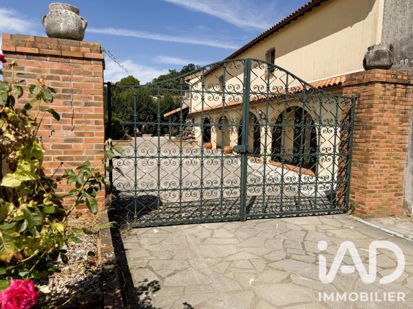 Maison à vendre 12 pièces 480 m² Saint-Aubin-le-Cloud