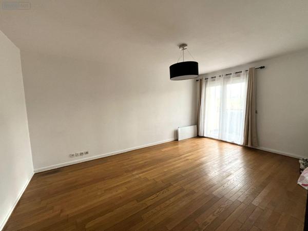 Appartement à vendre à Évreux dans l'Eure (27000), ref : 11144/730   
CInéma