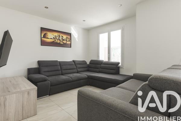 Maison à vendre 5 pièces 137 m² La Fare-les-Oliviers