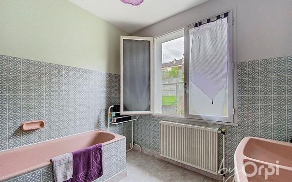 Maison à vendre    5 pièces • 111 m2 Montluçon