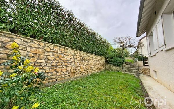 Maison à vendre    5 pièces • 111 m2 Montluçon