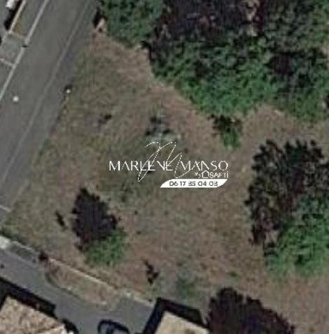 Terrain libre de constructeur 945m²