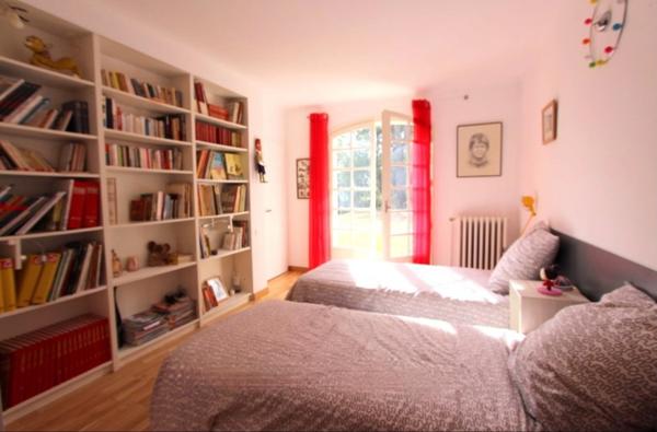 Maison à vendre 11 pièces proche de SAINT MATHIEU DE TREVIERS (34)