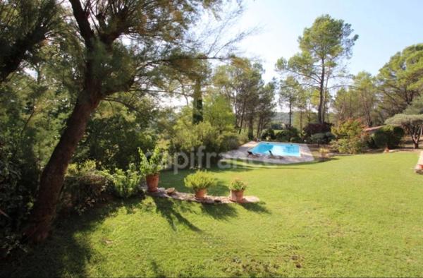 Maison à vendre 11 pièces proche de SAINT MATHIEU DE TREVIERS (34)