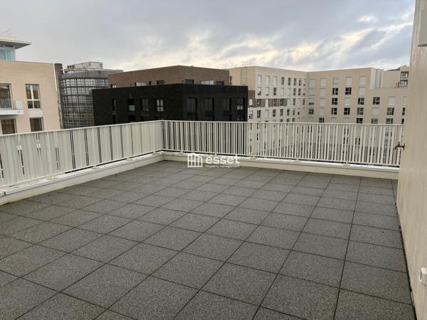 Location Appartement 5 pièces 87.57 m² - Cergy 95000