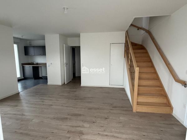 Location Appartement 5 pièces 87.57 m² - Cergy 95000