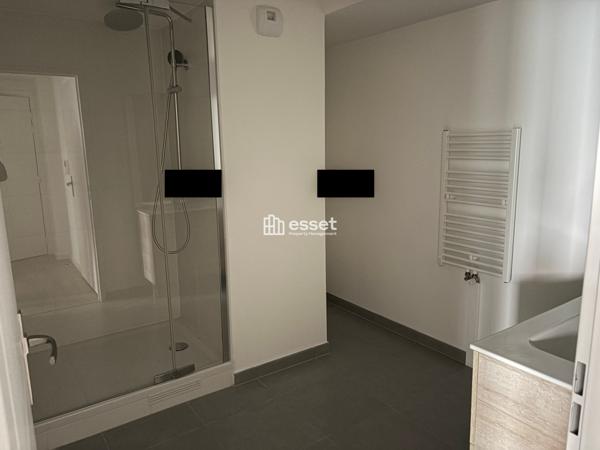 Location Appartement 5 pièces 87.57 m² - Cergy 95000