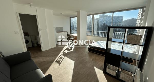 Location Studio meublé 34.55 m² - Marseille 13009