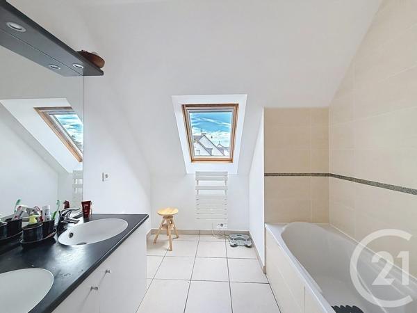 Appartement T3 à vendre  3 pièces - 78,70 m 2   LE CROISIC  - 44