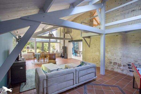 Maison à vendre |  Dompierre-sur-Mer |  8 pièces | 210 m²