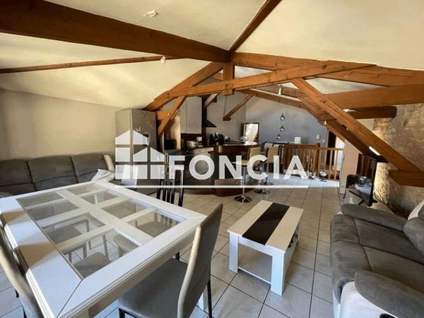 Location Appartement 4 pièces 87.14 m² - 11 RUE DU CHATEAU Anse 69480