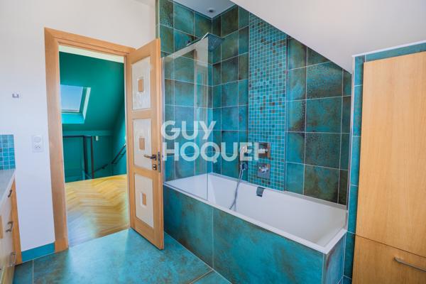 MAISON CONTEMPORAINE AVEC PRESTATIONS D'EXCEPTIONS