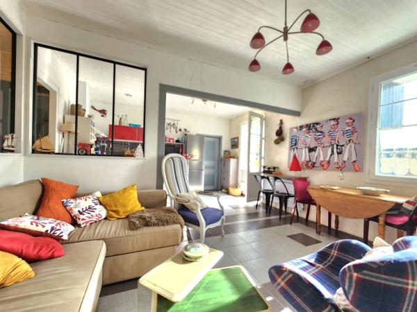 Maison de charme en pierre – 4 pièces – 75 m² – Île d’Oléron – 286 740 € HAI