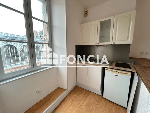 Location Appartement 2 pièces 31.7 m² - 1 PLACE DE LA MOTTE Limoges 87000
