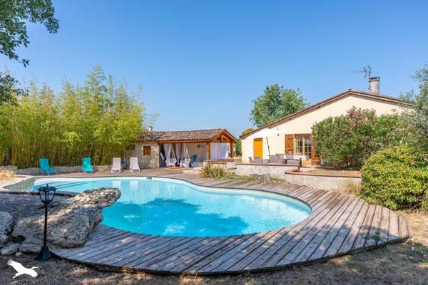 Maison à vendre 284 637 € Sainte-Bazeille 5 p 116 m² DPE C