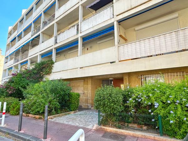 Appartement de type 3 avec cave au Roucas Blanc