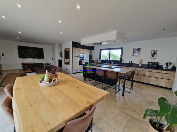 Villa 4 chambres, garage, piscine et pool house