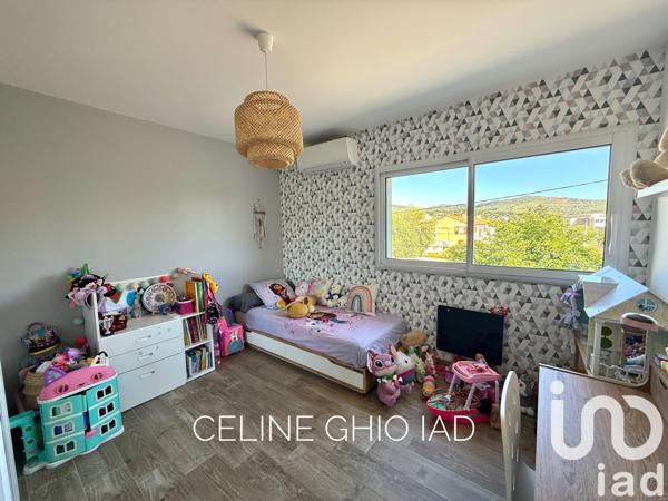 Maison à vendre 4 pièces 95 m² Saint-Cyr-sur-Mer