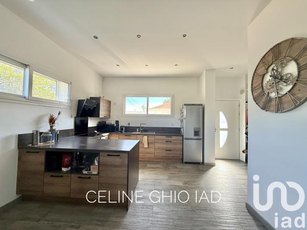 Maison à vendre 4 pièces 95 m² Saint-Cyr-sur-Mer