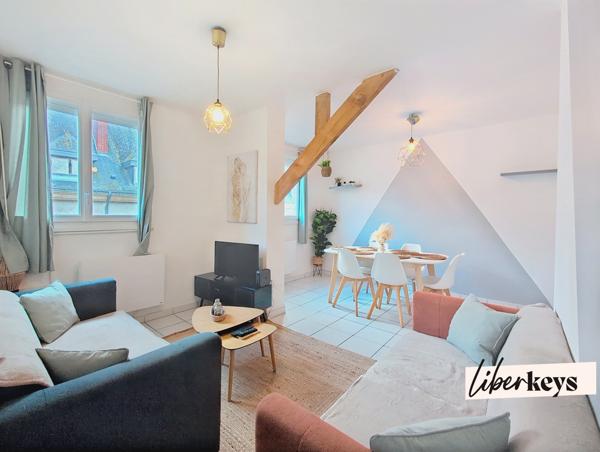 ✨ EXCLUSIVITÉ LIBERKEYS – Appartement lumineux au dernier étage – Fort potentiel locatif à Saumur ✨