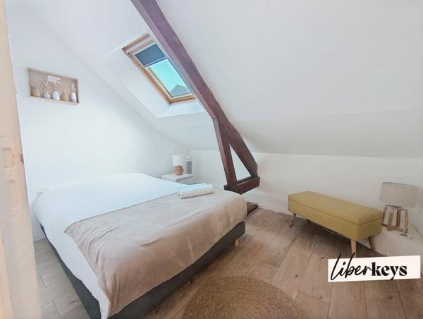 ✨ EXCLUSIVITÉ LIBERKEYS – Appartement lumineux au dernier étage – Fort potentiel locatif à Saumur ✨