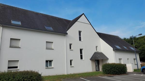 T2 avec balcon, box et stationnement à Hennebont