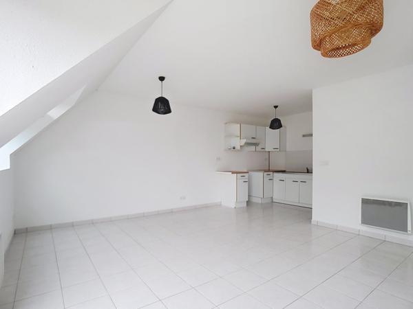 T2 avec balcon, box et stationnement à Hennebont