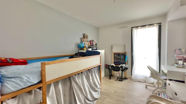 RER C  JUVISY À 5 MIN ,  DUPLEX AVEC TERRASSE ET PARKING