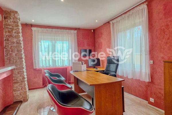 Maison à vendre 5 pièces de 208 m² à Dreux