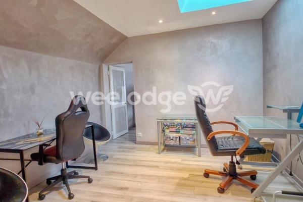 Maison à vendre 5 pièces de 208 m² à Dreux