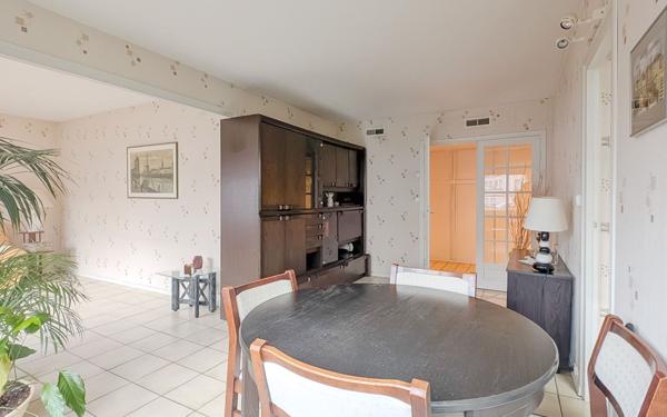 Appartement à vendre    3 pièces • 83 m2 Aurillac