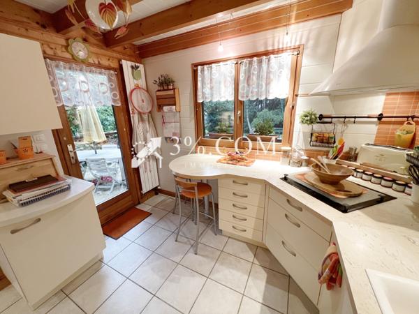 Chalet 9 pièce(s) 4 chambre(s) 200 m²