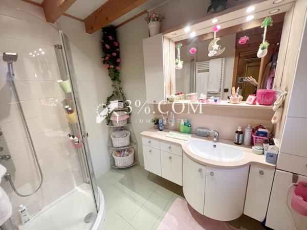 Chalet 9 pièce(s) 4 chambre(s) 200 m²