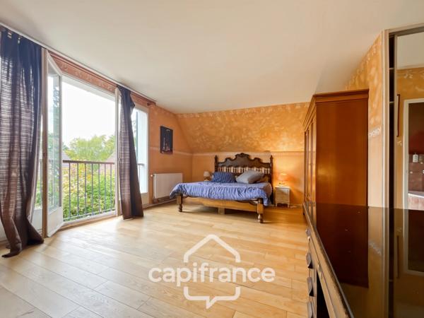 Maison familiale, à vendre, 7 pièces VILLECRESNES (94), 200 m2, avec jardin, quartier résidentiel, au calme