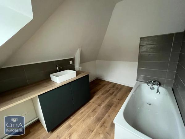 Appartement à louer 2 pièces 42.78m² Tours (37000)