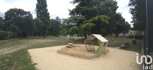 Location appartement 4 pièces 72 m² Saint-Germain-en-Laye