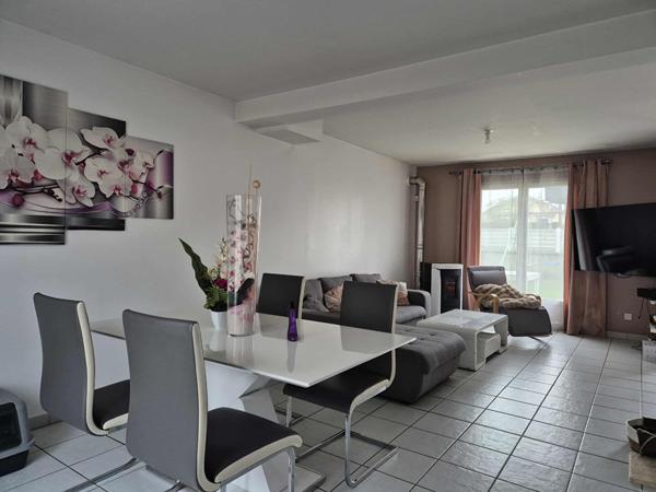 EN EXCLUSIVITE - MAISON RECENTE DE 2010 - 3 CHAMBRES, JARDIN ET GARAGE