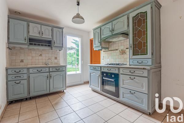 Maison à vendre 6 pièces 107 m² Saint-Pierre-lès-Nemours