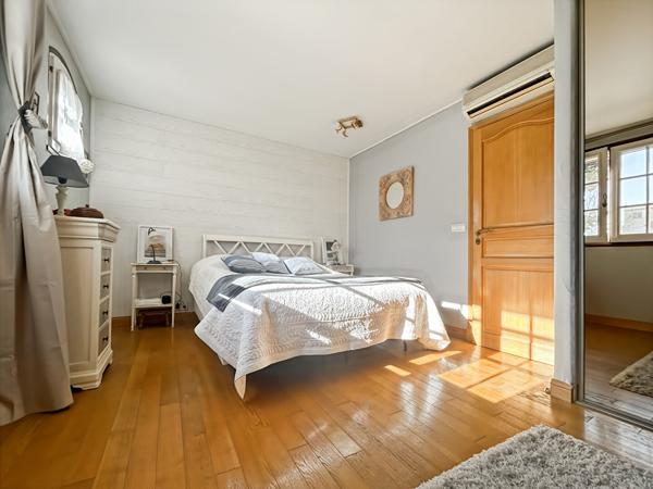 Pavillon Rosny Sous Bois 6 pièces 124 m2