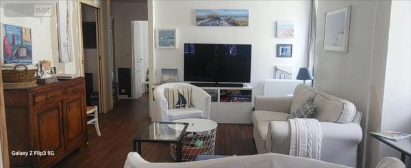 Immeuble à vendre à Huelgoat dans le Finistère (29690), ref : 29064-1090700