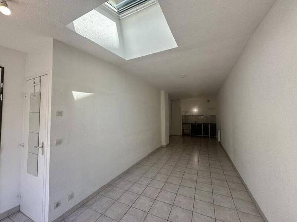 Appartement 2 pièces                                        - 38000 Grenoble Réf : 4969