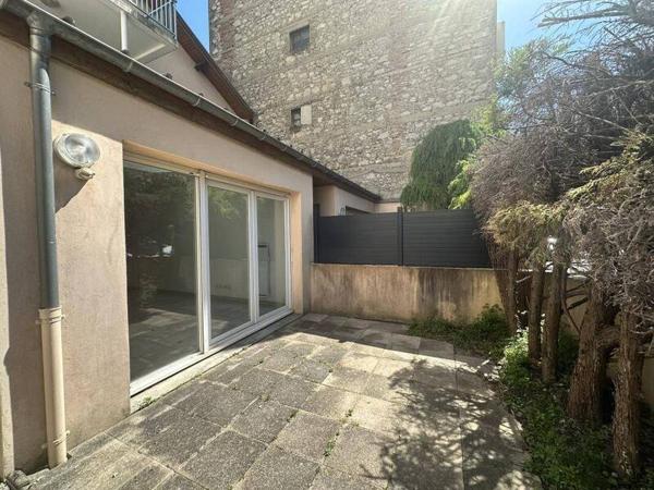 Appartement 2 pièces                                        - 38000 Grenoble Réf : 4969