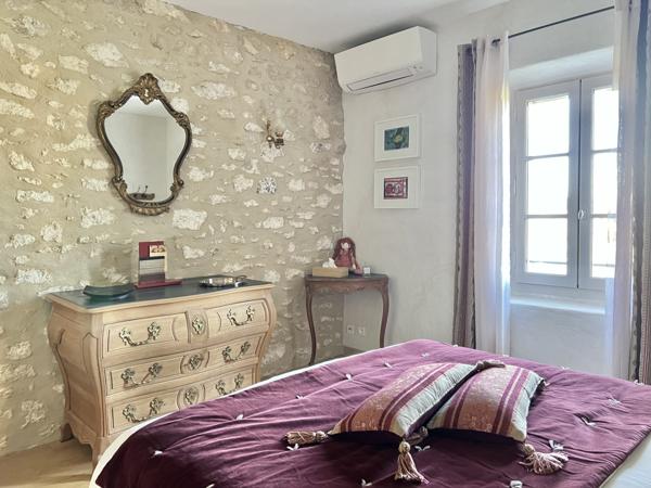 Taillades (84300) Mas d'exception au pied du Luberon.