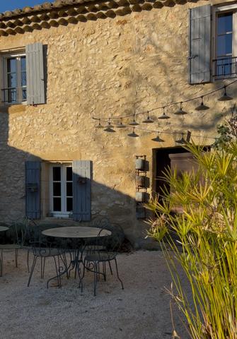 Taillades (84300) Mas d'exception au pied du Luberon.