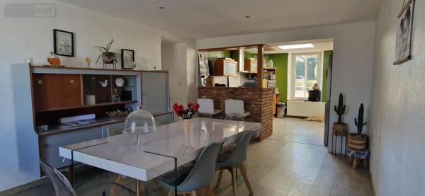 Maison à vendre à Neulliac dans le Morbihan (56300), ref : 56062-2210