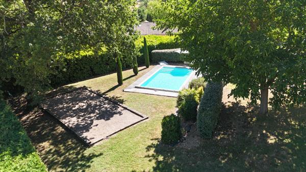Villa contemporaine avec piscine et parc arboré , Penne d agenais