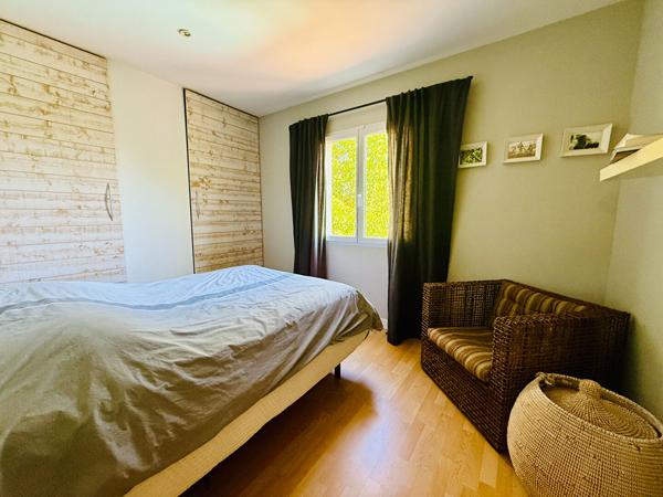 Villa contemporaine avec piscine et parc arboré , Penne d agenais