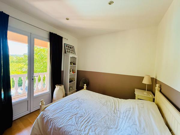 Villa contemporaine avec piscine et parc arboré , Penne d agenais
